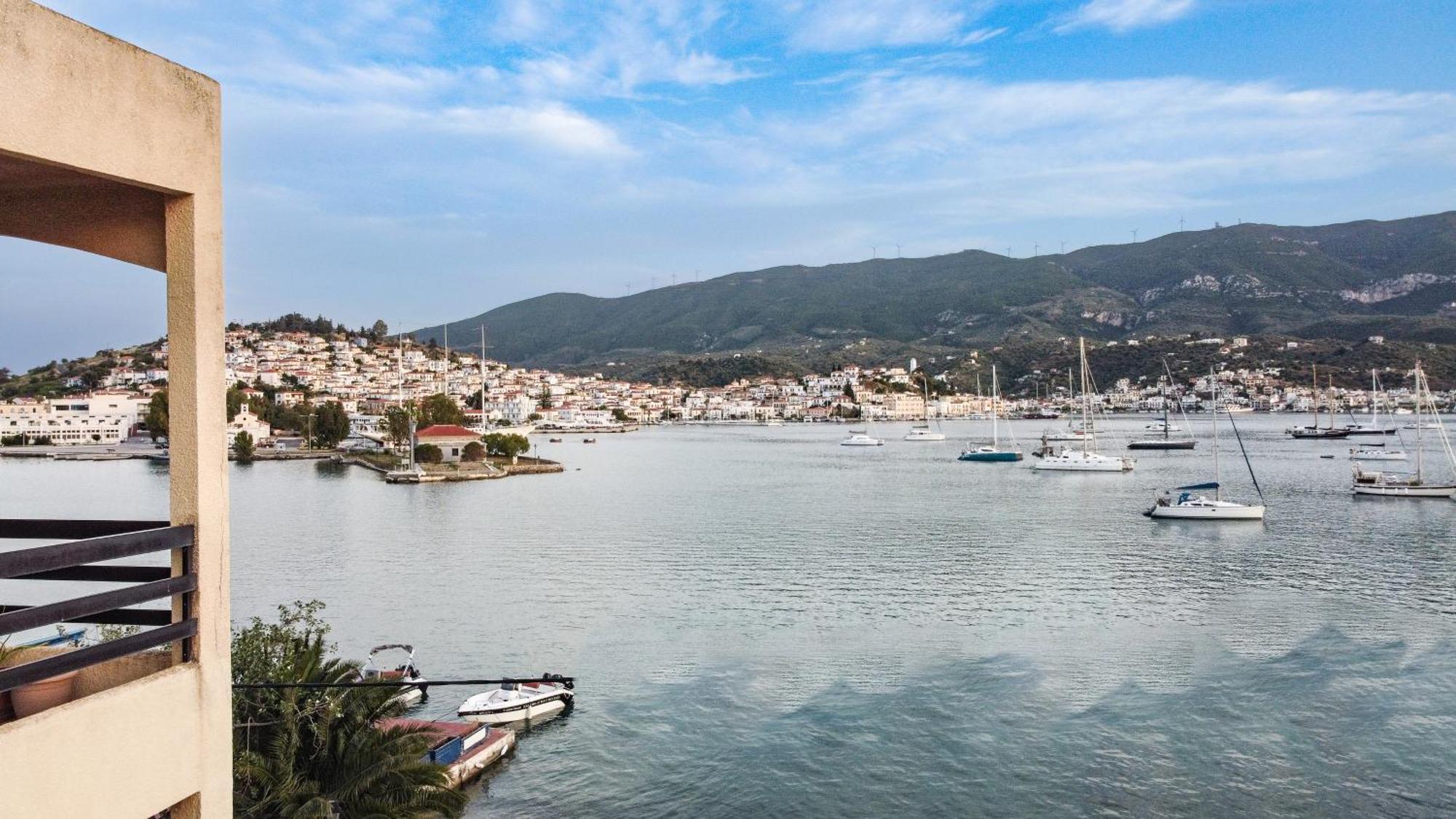 Villa Irene Poros Town Exterior photo